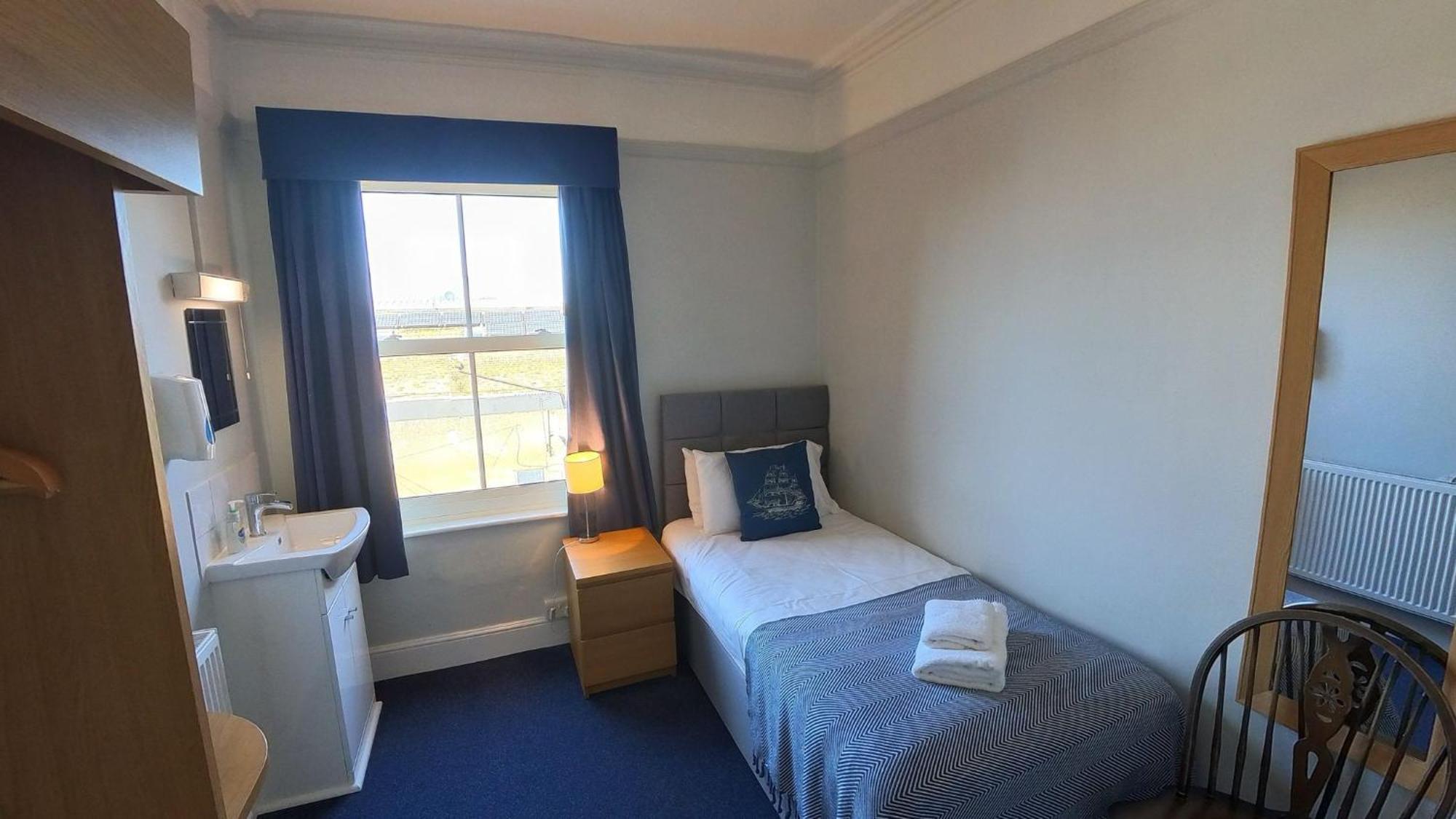 Royal Temple Yacht Club Otel Ramsgate Dış mekan fotoğraf